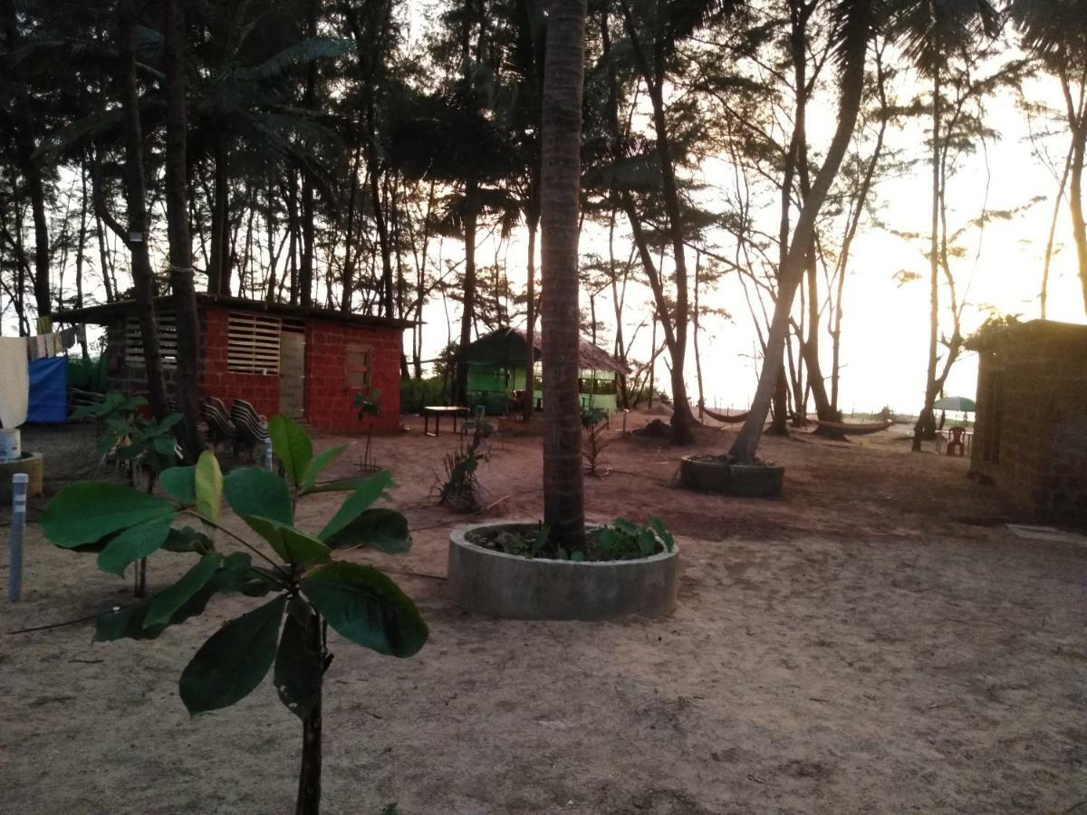 Palm Beach Resort Kumta Экстерьер фото